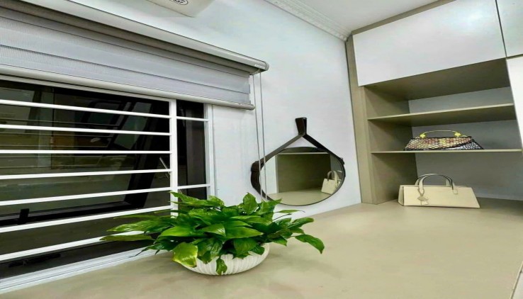 Cho thuê nhà sàn LÀM NHÀ HÀNG, CÀ PHÊ gỗ 3 gian tại ngõ oto Khuất Duy Tiến